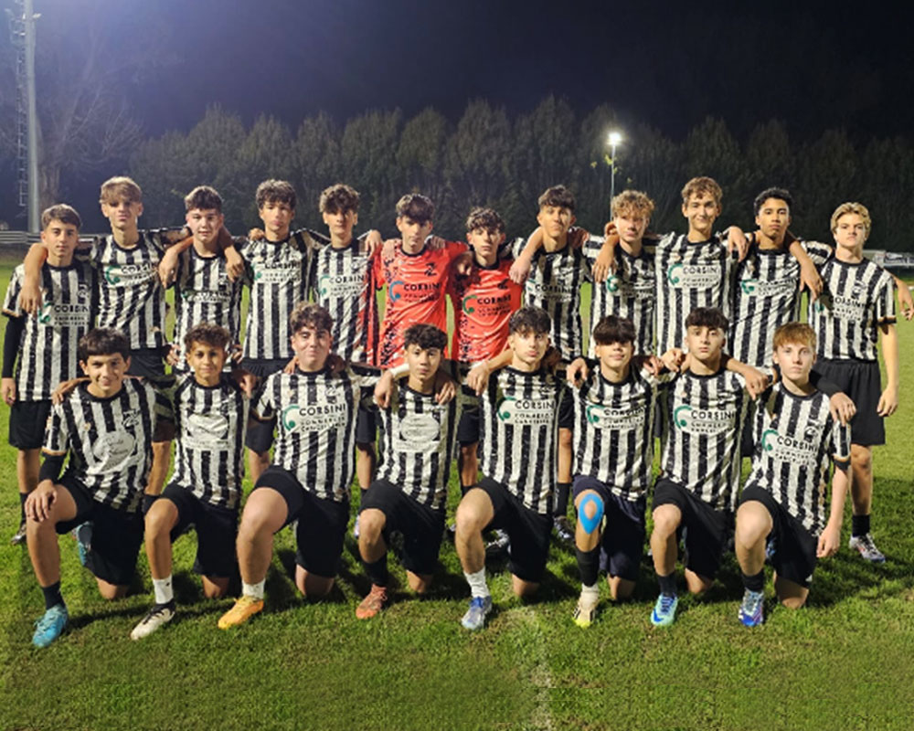 Calcio Zevio, i ragazzi dell'Under 16 sul podio