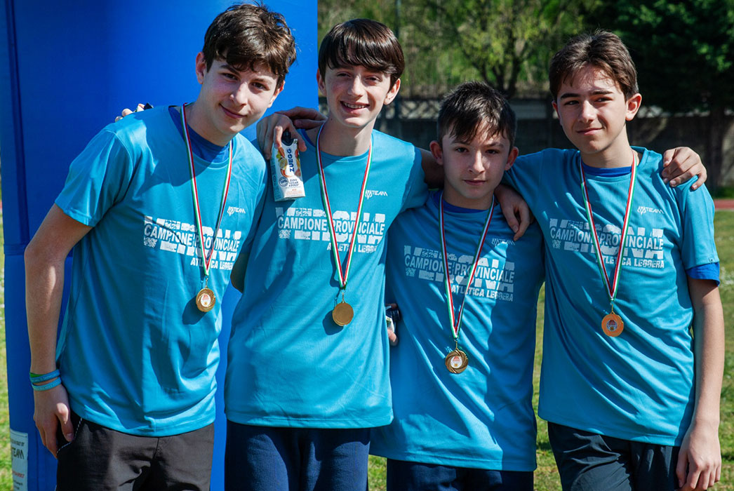 2-foto-i-campioni-provinicale-nella-staffetta-4×100 I campioni provinciali Libertas Lupatotina nella staffetta 4x100