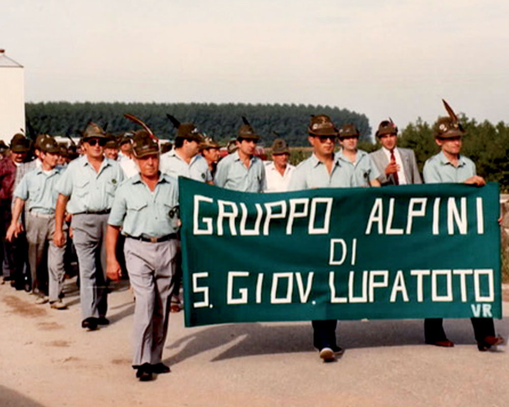 50 anni di adunate alpine nei video del “Panci”. Appuntamento il 13 maggio in baita per ricordare Guerrino Zambonin