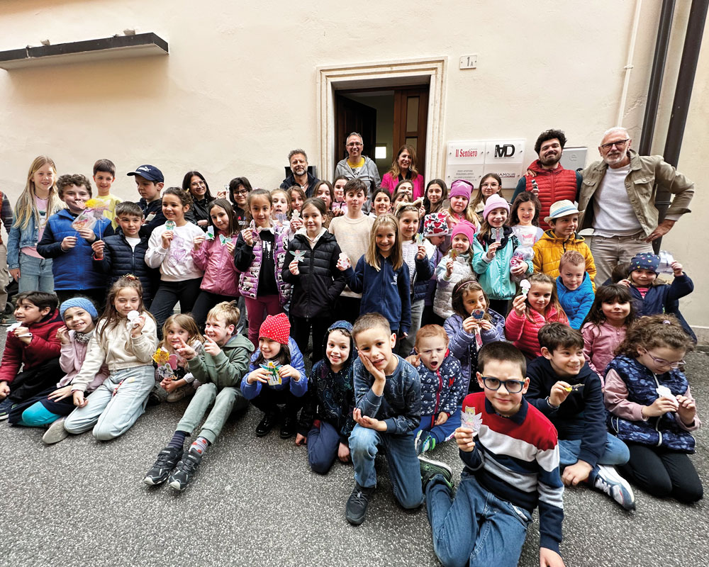 La caccia alle porticine delle fatine a San Giovanni Lupatoto